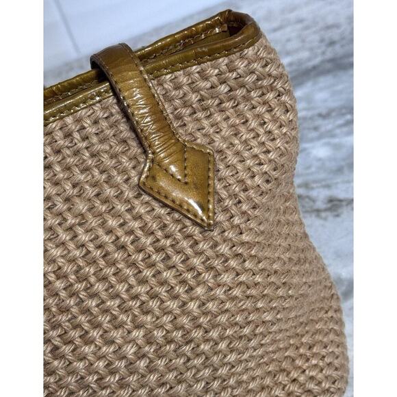 Auth Vintage Bottega Veneta Raffia Woven Beige Gold Patent Leather Shoulder Bag - Picture 16 of 16